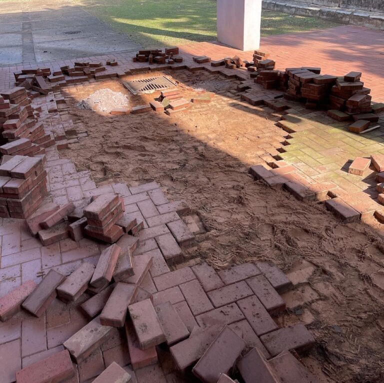 B3B183F1-662C-4B2C-8679-9A495105E3DC